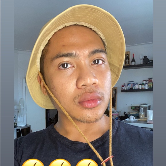 Meet your Posher, Kevin - Picture 1 of 3